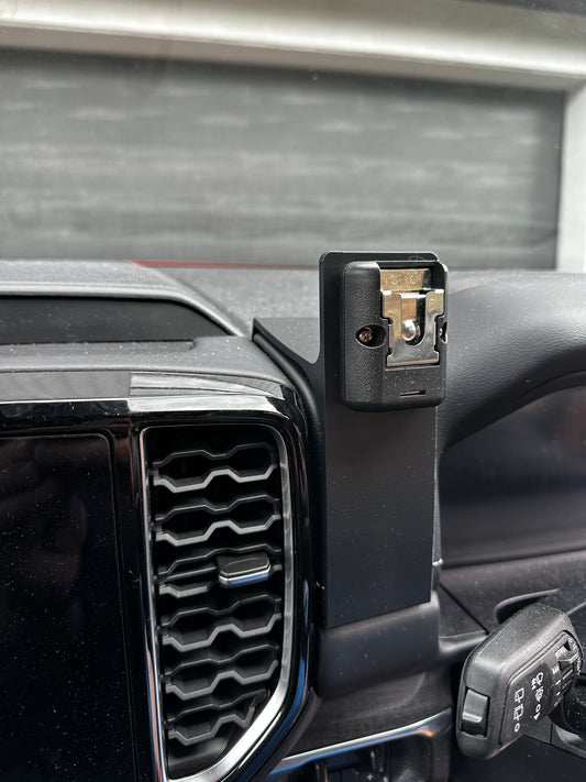 Ford Everest Accessory Mount Kit